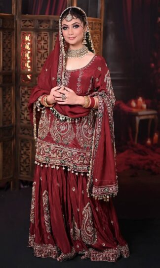HEAVY READUYMADE PAKISTANI SUITS PD 1104HEAVY READUYMADE PAKISTANI SUITS PD 1104