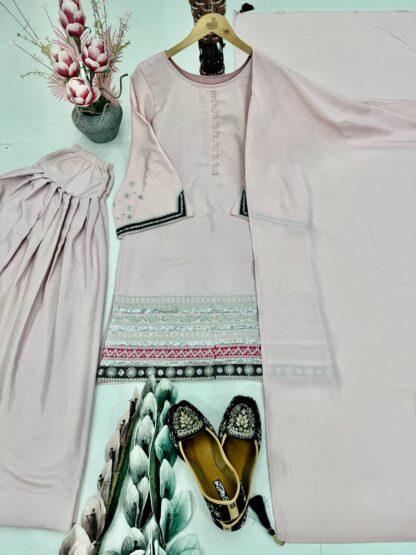 KF 1682 FANCY TOP-PENT DUPATTA SET READYMADE COLLECTION