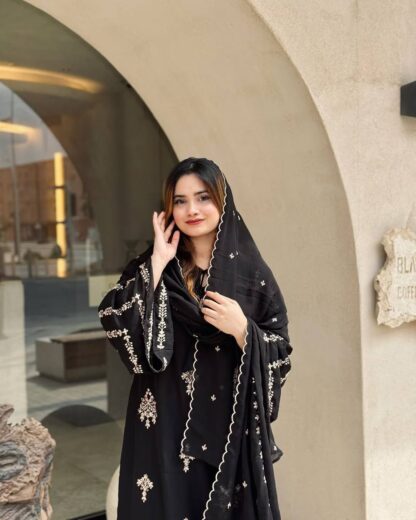 PD 1101 PAKISTANI SUITS ONLINE SHOPPING - Image 4