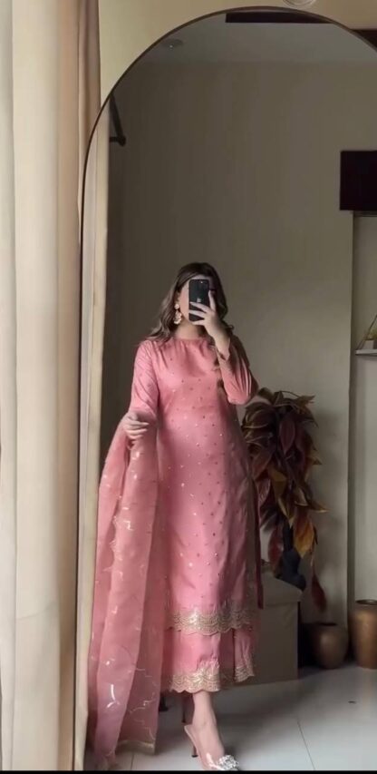 PD1100 ROMAN SILK TOP PLAZZO & DUPATTA SET ONLINE - Image 2