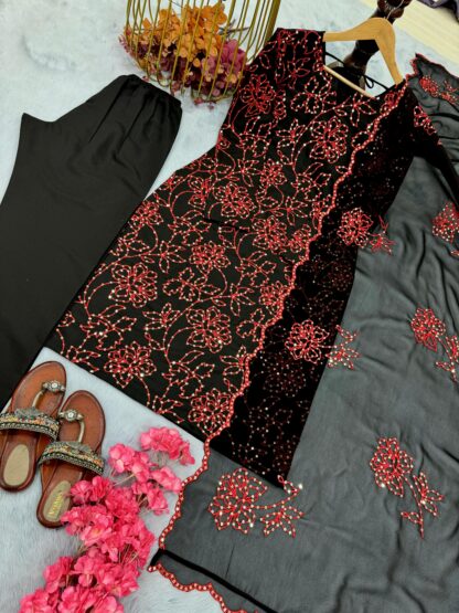 PD1110 DESIGNER READYMADE TOP BOTTOM & DUPATTA COLLECTIONS - Image 4