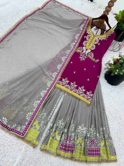 SRK 5260 PAKISTANI SUITS ONLINE SHOPPING BEST QUALITY PAKISTANI SUITS, PAKISTANI SALWAR KAMEEZ, PAKISTANI SUITS AT MANUFACTURER PRICE, PAKISTANI SUITS BEST PRICE, PAKISTANI SUITS COLLECTION, PAKISTANI SUITS IN SINGLE, PAKISTANI SUITS IN SURAT, PAKISTANI SUITS MANUFACTURER IN SURAT, PAKISTANI SUITS ONLINE SHOPPING, PAKISTANI SUITS ONLINE SHOPPING IN INDIA, PAKISTANI SUITS WHOLESALE, PAKISTANI SUITS WHOLESALE DELHI, SRK 5260 PAKISTANI SUITS ONLINE SHOPPING  MEHBOOB TEX, Pakistani Suits, Salwar Kameez, SEMI STITCHED, Single, Suits, ZIAAZ DESIGNER, ZIAAZ DESIGNS