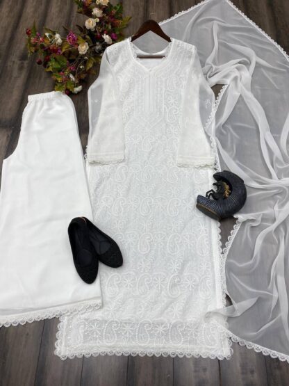 BE 170 WHITE RICH COMBINATION TOP PLAZO WITH DUPATTA