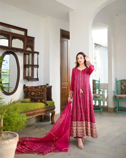 ZC 9020 DESIGNER PARTY WEAR GOWN AT BEST PRICE BEST QUALITY PAKISTANI SUITS, GOWN WHOLESALER, ONLINE SHOPPING SUITS, PAKISTANI SALWAR KAMEEZ, PAKISTANI SUITS AT MANUFACTURER PRICE, PAKISTANI SUITS IN SINGLE, PAKISTANI SUITS IN SURAT, PAKISTANI SUITS MANUFACTURER IN SURAT, PAKISTANI SUITS WHOLESALER FROM SURAT, SALWAR KAMEEZ WHOLESALE, WHOLESALE SUITS COLLECTION, ZC 9020  COSMOS FASHION, FEPIC ROSEMEEN, Pakistani Suits, SHREE FABS, Suits, ZAHA