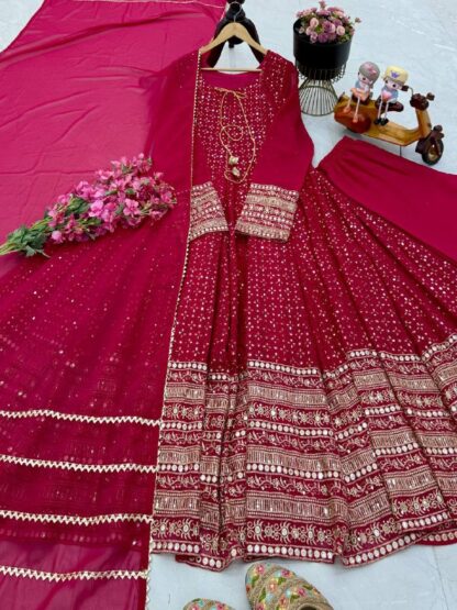 ZC 9020 DESIGNER PARTY WEAR GOWN AT BEST PRICE BEST QUALITY PAKISTANI SUITS, GOWN WHOLESALER, ONLINE SHOPPING SUITS, PAKISTANI SALWAR KAMEEZ, PAKISTANI SUITS AT MANUFACTURER PRICE, PAKISTANI SUITS IN SINGLE, PAKISTANI SUITS IN SURAT, PAKISTANI SUITS MANUFACTURER IN SURAT, PAKISTANI SUITS WHOLESALER FROM SURAT, SALWAR KAMEEZ WHOLESALE, WHOLESALE SUITS COLLECTION, ZC 9020  COSMOS FASHION, FEPIC ROSEMEEN, Pakistani Suits, SHREE FABS, Suits, ZAHA