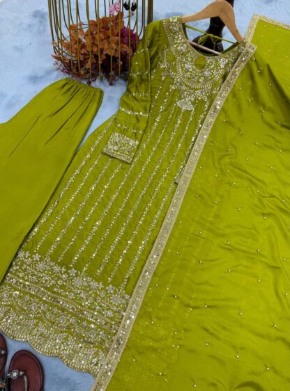 PD 1085 GREEN HEAVY PAKISTANI SUITS ONLINE SHOPPING - Image 3