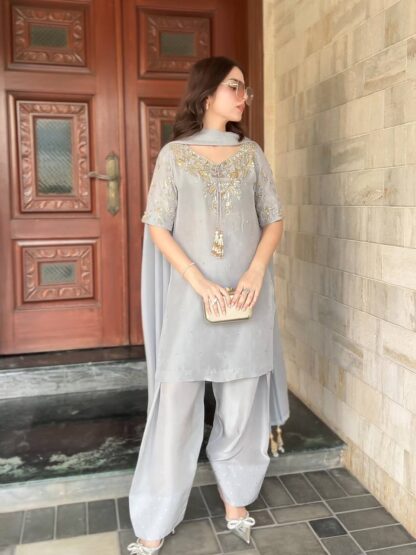 AD208 TOP & FARSHI PLAZZO WITH DUPATTA SET WHOLESALE AD195 GEORGETTE GOWN, AD208, BEST QUALITY PAKISTANI SUITS, ONLINE SHOPPING SUITS, PAKISTANI SALWAR KAMEEZ, PAKISTANI SUITS AT MANUFACTURER PRICE, PAKISTANI SUITS BEST PRICE, PAKISTANI SUITS IN SURAT, PAKISTANI SUITS ONLINE SHOPPING  AD, ANAMSA, Gown, PLAZZO, READYMADE, Single, Suits, VRINDAVAN FASHION
