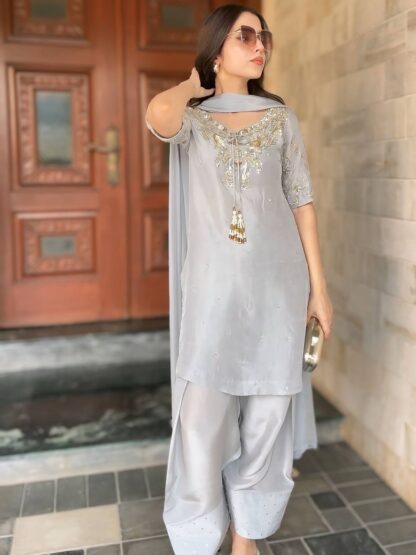 AD208 TOP & FARSHI PLAZZO WITH DUPATTA SET WHOLESALE AD195 GEORGETTE GOWN, AD208, BEST QUALITY PAKISTANI SUITS, ONLINE SHOPPING SUITS, PAKISTANI SALWAR KAMEEZ, PAKISTANI SUITS AT MANUFACTURER PRICE, PAKISTANI SUITS BEST PRICE, PAKISTANI SUITS IN SURAT, PAKISTANI SUITS ONLINE SHOPPING  AD, ANAMSA, Gown, PLAZZO, READYMADE, Single, Suits, VRINDAVAN FASHION