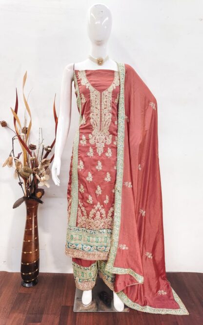 GULKAYRA DESIGNER 7453 C NAZIA SUITS LATEST DESIGN - Image 3