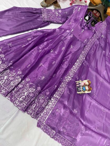 LC 1364 PURPLE JIMMI CHU GOWN SET WHOLESALE PRICE - Image 4