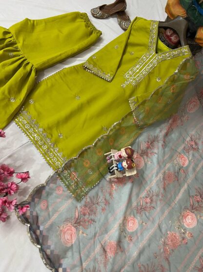 LC 1369 ROMAN SILK COTTON KURTI & SHARARA SET MANUFACTURER - Image 5