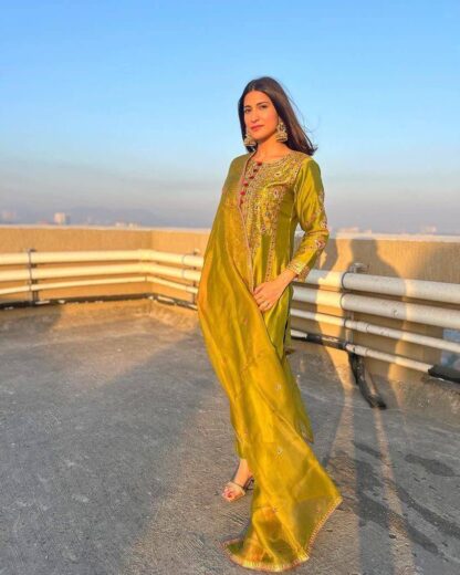 LC 1218 CHINNON SILK PLAZZO SET WHOLESALE IN SURAT - Image 8