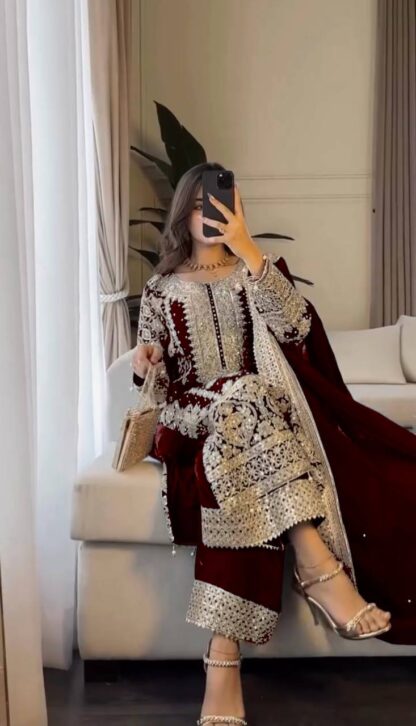 SR 1654 GEORGETTE EMBROIDERY SEQUENCE WORK SUITS ONLINE BEST QUALITY PAKISTANI SUITS, ONLINE SHOPPING SUITS, PAKISTANI SALWAR KAMEEZ, PAKISTANI SUITS AT MANUFACTURER PRICE, PAKISTANI SUITS BEST PRICE, PAKISTANI SUITS IN SURAT, PAKISTANI SUITS ONLINE SHOPPING, SR 1654  BE, READYMADE, Single, Suits, THE LIBAS COLLECTION
