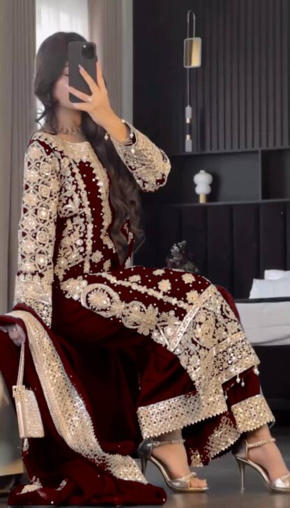 SR 1654 GEORGETTE EMBROIDERY SEQUENCE WORK SUITS ONLINE BEST QUALITY PAKISTANI SUITS, ONLINE SHOPPING SUITS, PAKISTANI SALWAR KAMEEZ, PAKISTANI SUITS AT MANUFACTURER PRICE, PAKISTANI SUITS BEST PRICE, PAKISTANI SUITS IN SURAT, PAKISTANI SUITS ONLINE SHOPPING, SR 1654  BE, READYMADE, Single, Suits, THE LIBAS COLLECTION