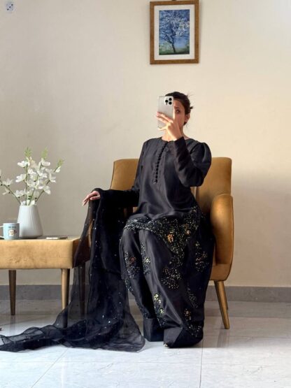 SRK 5267 PAKISTANI DESIGNER SUITS BEST QUALITY PAKISTANI SUITS, ONLINE SHOPPING SUITS, PAKISTANI SUITS AT MANUFACTURER PRICE, PAKISTANI SUITS LATEST COLLECTION, PAKISTANI SUITS WHOLESALE, PAKISTANI SUITS WHOLESALE DELHI, SRK 5267 PAKISTANI DESIGNER SUITS  Pakistani Suits, Salwar Kameez, Single, Suits