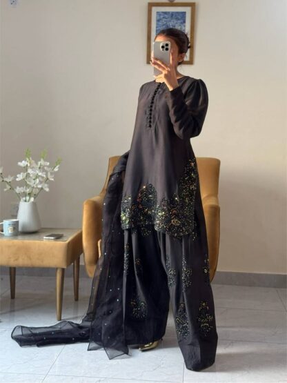 SRK 5267 PAKISTANI DESIGNER SUITS BEST QUALITY PAKISTANI SUITS, ONLINE SHOPPING SUITS, PAKISTANI SUITS AT MANUFACTURER PRICE, PAKISTANI SUITS LATEST COLLECTION, PAKISTANI SUITS WHOLESALE, PAKISTANI SUITS WHOLESALE DELHI, SRK 5267 PAKISTANI DESIGNER SUITS  Pakistani Suits, Salwar Kameez, Single, Suits