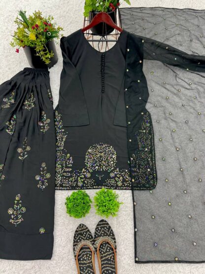 SRK 5267 PAKISTANI DESIGNER SUITS BEST QUALITY PAKISTANI SUITS, ONLINE SHOPPING SUITS, PAKISTANI SUITS AT MANUFACTURER PRICE, PAKISTANI SUITS LATEST COLLECTION, PAKISTANI SUITS WHOLESALE, PAKISTANI SUITS WHOLESALE DELHI, SRK 5267 PAKISTANI DESIGNER SUITS  Pakistani Suits, Salwar Kameez, Single, Suits