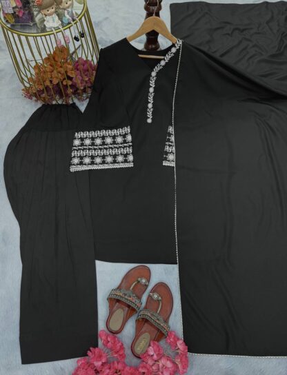 PD 1095 BLACK FARSHI PLAZZO COLLECTION BEST QUALITY PAKISTANI SUITS, ONLINE SHOPPING SUITS, PAKISTANI SALWAR KAMEEZ, PAKISTANI SUITS AT MANUFACTURER PRICE, PAKISTANI SUITS BEST PRICE, PAKISTANI SUITS IN SURAT, PD 1095 BLACK FARSHI PLAZZO COLLECTION  Pakistani Suits, PAKISTANI SUITS BRAND, PAKISTANI SUITS DESIGN, PAKISTANI SUITS FOR WOMEN, PAKISTANI SUITS IN INDIA, PAKISTANI SUITS ONLINE, PAKISTANI SUITS ONLINE INDIA, PAKISTANI SUITS SURAT, PAKISTANI WHOLESALE CLOTHES SUPPLIER, READYMADE, READYMADE PAKISTANI SUITS, SANIYA TRENDZ, Single, SINGLE PIECE PAKISTANI SUITS ONLINE, Suits, WHOLESALE PAKISTANI SUITS IN SURAT