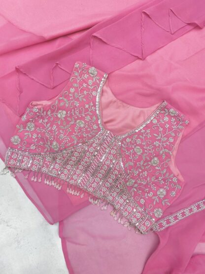BE 332 PINK WESTERN OUTFIT FOR TRENDY WEDDING SEASON BE 332 PINK, BEST QUALITY PAKISTANI SUITS, ONLINE SHOPPING SUITS, PAKISTANI SALWAR KAMEEZ, PAKISTANI SUITS AT MANUFACTURER PRICE, PAKISTANI SUITS BEST PRICE, PAKISTANI SUITS IN SURAT, PAKISTANI SUITS ONLINE SHOPPING  BE, READYMADE, Single, Suits, THE LIBAS COLLECTION