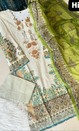 HAZZEL NEW LUXURY LAWN PAKISTANI SUITS WHOLESALEHAZZEL NEW LUXURY LAWN PAKISTANI SUITS WHOLESALE