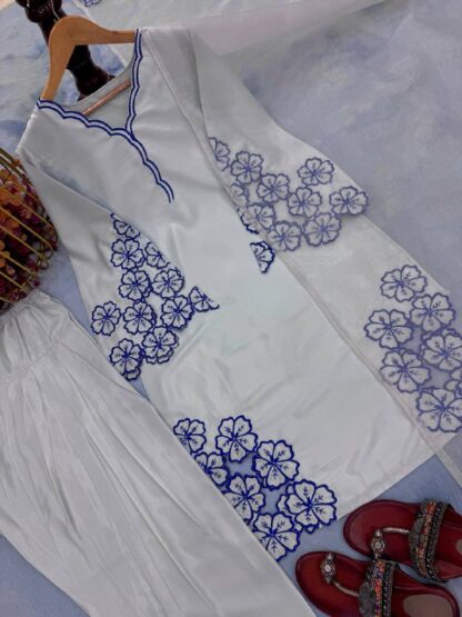 LADY LOOK 002 FARSHI SUITS WITH DUPATTA BEST QUALITY PAKISTANI SUITS, LADY LOOK 002 FARSHI SUITS WITH DUPATTA, ONLINE SHOPPING SUITS, PAKISTANI SALWAR KAMEEZ, PAKISTANI SUITS AT MANUFACTURER PRICE, PAKISTANI SUITS BEST PRICE, PAKISTANI SUITS IN SURAT  Pakistani Suits, PAKISTANI SUITS BRAND, PAKISTANI SUITS DESIGN, PAKISTANI SUITS FOR WOMEN, PAKISTANI SUITS IN INDIA, PAKISTANI SUITS ONLINE, PAKISTANI SUITS ONLINE INDIA, PAKISTANI SUITS SURAT, PAKISTANI WHOLESALE CLOTHES SUPPLIER, READYMADE, READYMADE PAKISTANI SUITS, Single, SINGLE PIECE PAKISTANI SUITS ONLINE, Suits, WHOLESALE PAKISTANI SUITS IN SURAT