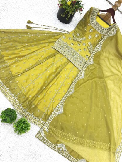 SSR 512 LEMON GREEN GEORGETTE LEHENGA SUPPLIER IN INDIA BEST QUALITY PAKISTANI SUITS, PAKISTANI KURTI AT BEST PRICE, PAKISTANI KURTI SUPPLIER, PAKISTANI SALWAR KAMEEZ, PAKISTANI SUITS MANUFACTURER IN SURAT, PAKISTANI SUITS ONLINE SHOPPING IN INDIA, PAKISTANI SUITS SINGLE, SALWAR KAMEEZ WHOLESALE, SSR 5003 DESIGNER SALWAR KAMEEZ MANUFACTURER IN SURAT, SSR 512 LEMON GREEN, WHOLESALE SUITS COLLECTION  Gown, Salwar Kameez, Single, SSR, Suits