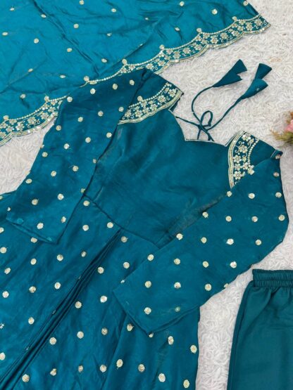 SSR 516 PEOCOCK BLUE BUY LADIES GOWN WHOLESALE PRICE BEST QUALITY PAKISTANI SUITS, PAKISTANI KURTI AT BEST PRICE, PAKISTANI KURTI SUPPLIER, PAKISTANI SALWAR KAMEEZ, PAKISTANI SUITS MANUFACTURER IN SURAT, PAKISTANI SUITS ONLINE SHOPPING IN INDIA, PAKISTANI SUITS SINGLE, SALWAR KAMEEZ WHOLESALE, SSR 5003 DESIGNER SALWAR KAMEEZ MANUFACTURER IN SURAT, SSR 516 PEOCOCK BLUE, WHOLESALE SUITS COLLECTION  Gown, Salwar Kameez, Single, SSR, Suits