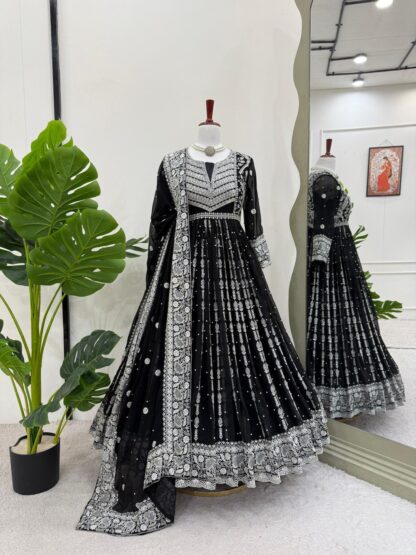THE LIBAS COLLECTION 6453 BLACK LEHENGA WITH PRICE BEST QUALITY PAKISTANI SUITS, ONLINE SHOPPING SUITS, PAKISTANI SALWAR KAMEEZ, PAKISTANI SUITS AT MANUFACTURER PRICE, PAKISTANI SUITS BEST PRICE, PAKISTANI SUITS IN SURAT, PAKISTANI SUITS ONLINE SHOPPING, THE LIBAS COLLECTION 6453, THE LIBAS COLLECTION 6453 BLACK  READYMADE, RTC, Single, Suits, THE LIBAS COLLECTION