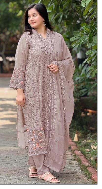 SHANAYA S 212 C PAKISTANI SUITS WITH PRICE PAKISTANI SUITS AT BEST PRICE, SHANAYA S 212 C, SINGLE AT WHOLESALE PRICE  Pakistani Suits, PAKISTANI SUITS BRAND, PAKISTANI SUITS DESIGN, PAKISTANI SUITS FOR WOMEN, PAKISTANI SUITS ONLINE INDIA, PAKISTANI SUITS SURAT, PAKISTANI WHOLESALE CLOTHES SUPPLIER, Salwar Kameez, SHANAYA ROSE, Single, Suits