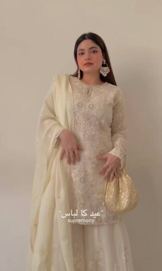 AD 196 BLACK AND CREAM PAKISTANI SUITS SINGLE PIECEAD 196 BLACK AND CREAM PAKISTANI SUITS SINGLE PIECE