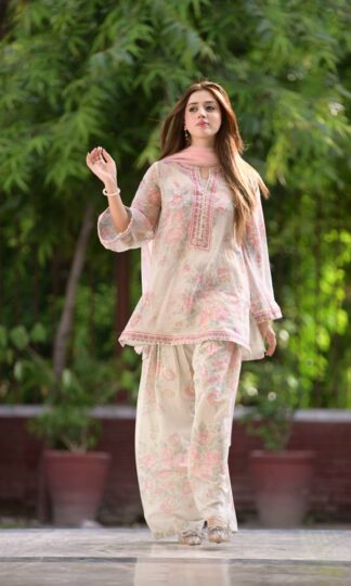 AD 200 FARSHI PALAZZO SUITS WITH DUPATTAAD 200 FARSHI PALAZZO SUITS WITH DUPATTA