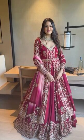 SR 1690 GOWN FOR WOMEN AT BEST PRICESR 1690 GOWN FOR WOMEN AT BEST PRICE