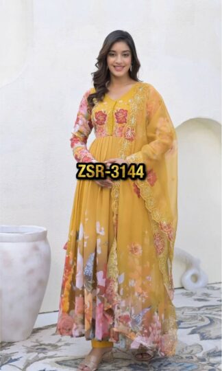 ZSR 3144 ETHNIC GOWN FOR WOMENZSR 3144 ETHNIC GOWN FOR WOMEN