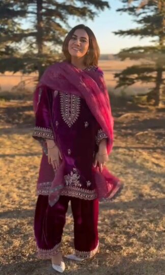 BHANDARI BE 421 VELVET DESIGNER KURTA PLAZZO ONLINEBHANDARI BE 421 VELVET DESIGNER KURTA PLAZZO ONLINE