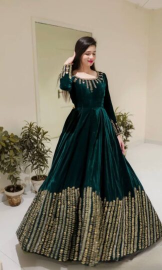 THE LIBAS COLLECTION 5951 ANARKALI VELVET GOWN SET WHOLESALETHE LIBAS COLLECTION 5951 ANARKALI VELVET GOWN SET WHOLESALE