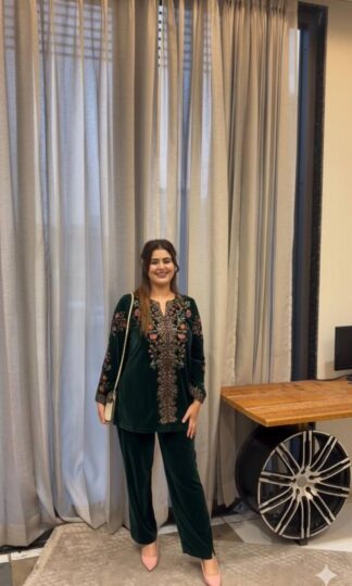 BE 426 BOTTEL GREEN DESIGNER CO-ORD SET WITH PRICEBE 426 BOTTEL GREEN DESIGNER CO-ORD SET WITH PRICE