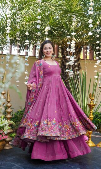 NSR 880 LUXURY PARTY WEAR GOWN WITH PRICENSR 880 LUXURY PARTY WEAR GOWN WITH PRICE