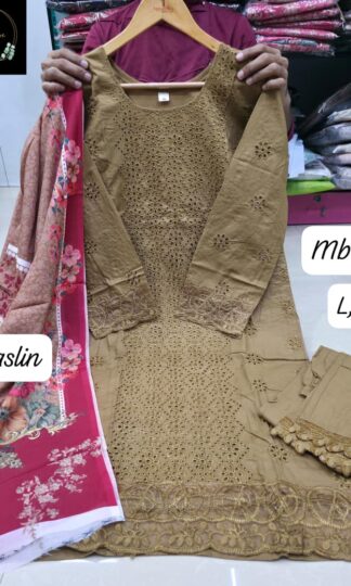 SAPPHIRE EMBROIDERED MARIA B CHIKANKARI SUITS DESIGN LATESTSAPPHIRE EMBROIDERED MARIA B CHIKANKARI SUITS DESIGN LATEST