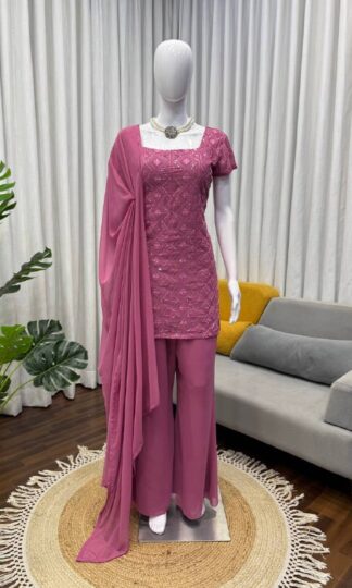 KD 1543 EMBROIDERED KURTI WITH BOOT CUT PENT FOR WOMENKD 1543 EMBROIDERED KURTI WITH BOOT CUT PENT FOR WOMEN