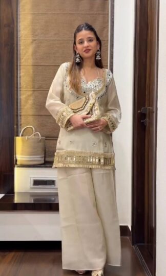 SRK 5326 HEAVY EMBROIDERED PAKISTANI SHARARA SUITS ONLINESRK 5326 HEAVY EMBROIDERED PAKISTANI SHARARA SUITS ONLINE