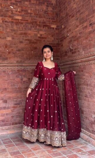 NF 1250 DESIGNER PAKISTANI ANARKALI SUITS FOR WOMENNF 1250 DESIGNER PAKISTANI ANARKALI SUITS FOR WOMEN