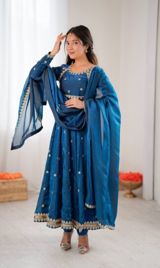 SP 06 PAKISTANI ANARKALI GOWN AT BEST PRICESP 06 PAKISTANI ANARKALI GOWN AT BEST PRICE