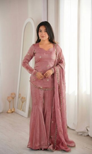 ZSR 3159 PAKISTANI STYLE TOP BOTTOM DUPATTA SETZSR 3159 PAKISTANI STYLE TOP BOTTOM DUPATTA SET