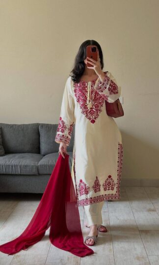 BE 386 AFFORDABLE DESIGNER ROMAN SILK SUITSBE 386 AFFORDABLE DESIGNER ROMAN SILK SUITS