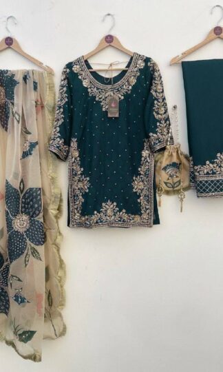 LG 2060 PEACOCK DESIGNER PAKISTANI HEAVY SUITS BUY ONLINELG 2060 PEACOCK DESIGNER PAKISTANI HEAVY SUITS BUY ONLINE