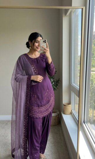 PD 1143 DEEP PURPLE FASHI PALAZZO SUITS WHOLESALE IN SURATPD 1143 DEEP PURPLE FASHI PALAZZO SUITS WHOLESALE IN SURAT