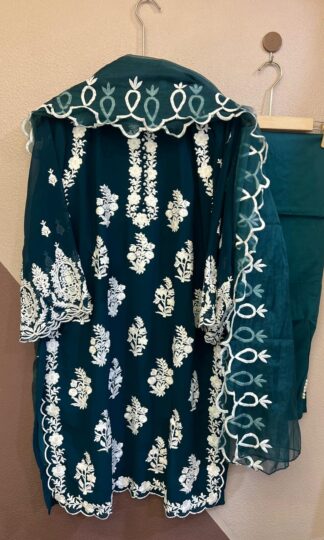 ZAHRA COLLECTION ZG 246 ETHNIC PAKISTANI KURTI SET ONLINE INDIAZAHRA COLLECTION ZG 246 ETHNIC PAKISTANI KURTI SET ONLINE INDIA