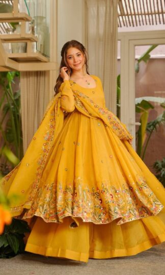 KD 1595 ETHNIC WEAR ANARKALI PLAZZO SET WHOLESALEKD 1595 ETHNIC WEAR ANARKALI PLAZZO SET WHOLESALE