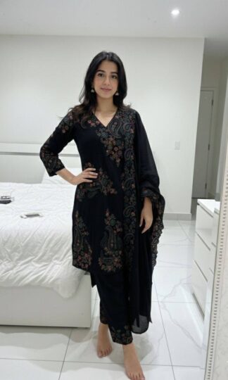 BE 449 PLAZZO SET ONLINE WHOLESALE IN INDIABE 449 PLAZZO SET ONLINE WHOLESALE IN INDIA