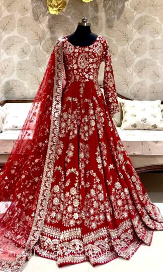 FD 8044 PAKISTANI STYLE GOWN SETFD 8044 PAKISTANI STYLE GOWN SET